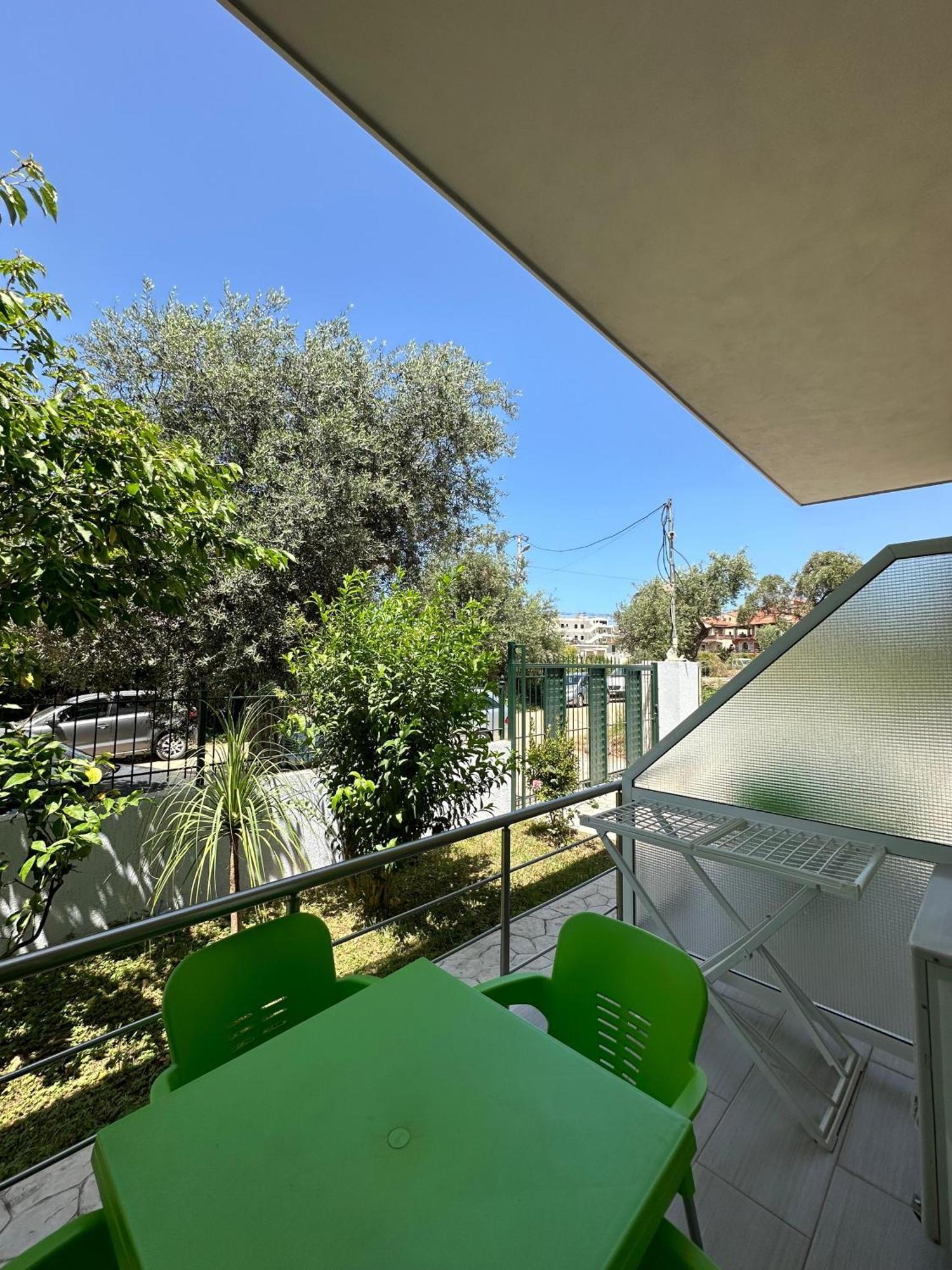 Garden Delights Ksamil
